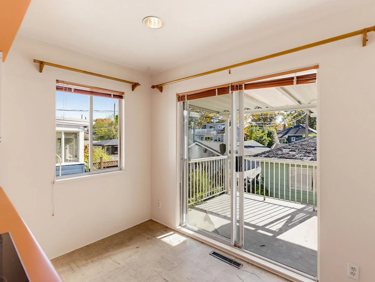 2878 W 14th Avenue, Vancouver, BC, V6K 2X4 - 12