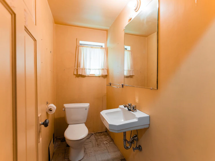 2878 W 14th Avenue, Vancouver, BC, V6K 2X4 - 25