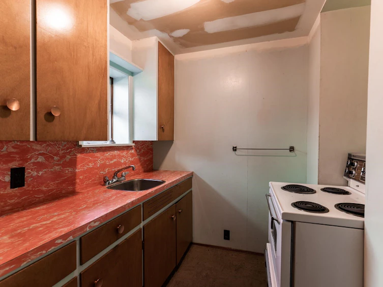 2878 W 14th Avenue, Vancouver, BC, V6K 2X4 - 24