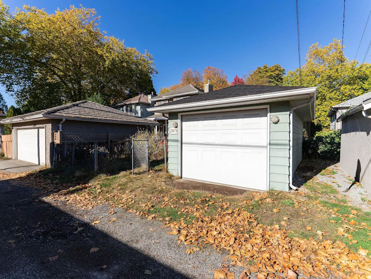 2878 W 14th Avenue, Vancouver, BC, V6K 2X4 - 32