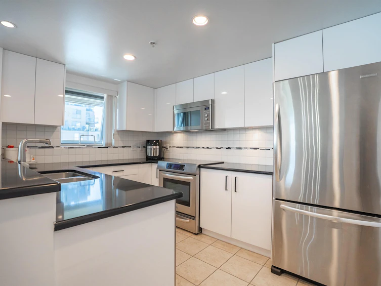 1403-235 Guildford Way, Port Moody, BC, V3H 5L8 - 10