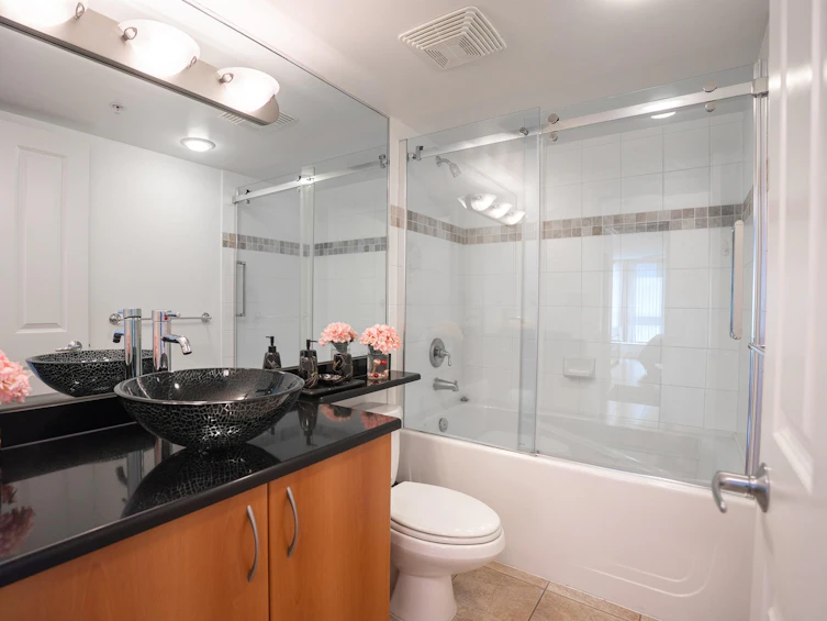 1403-235 Guildford Way, Port Moody, BC, V3H 5L8 - 20