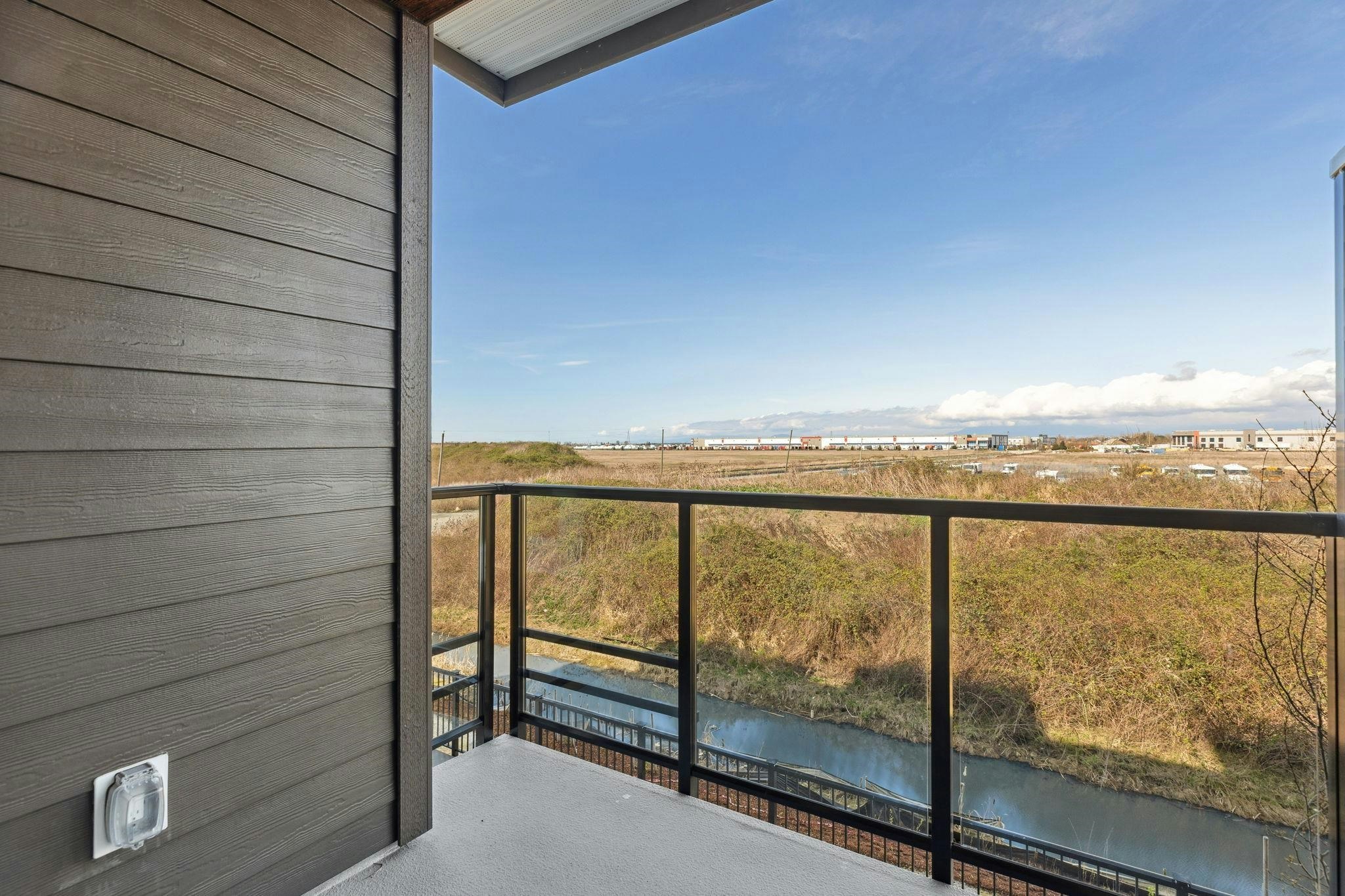 2XX-2463 Rabbit Drive, Delta, BC, V4M 0G6 - 24