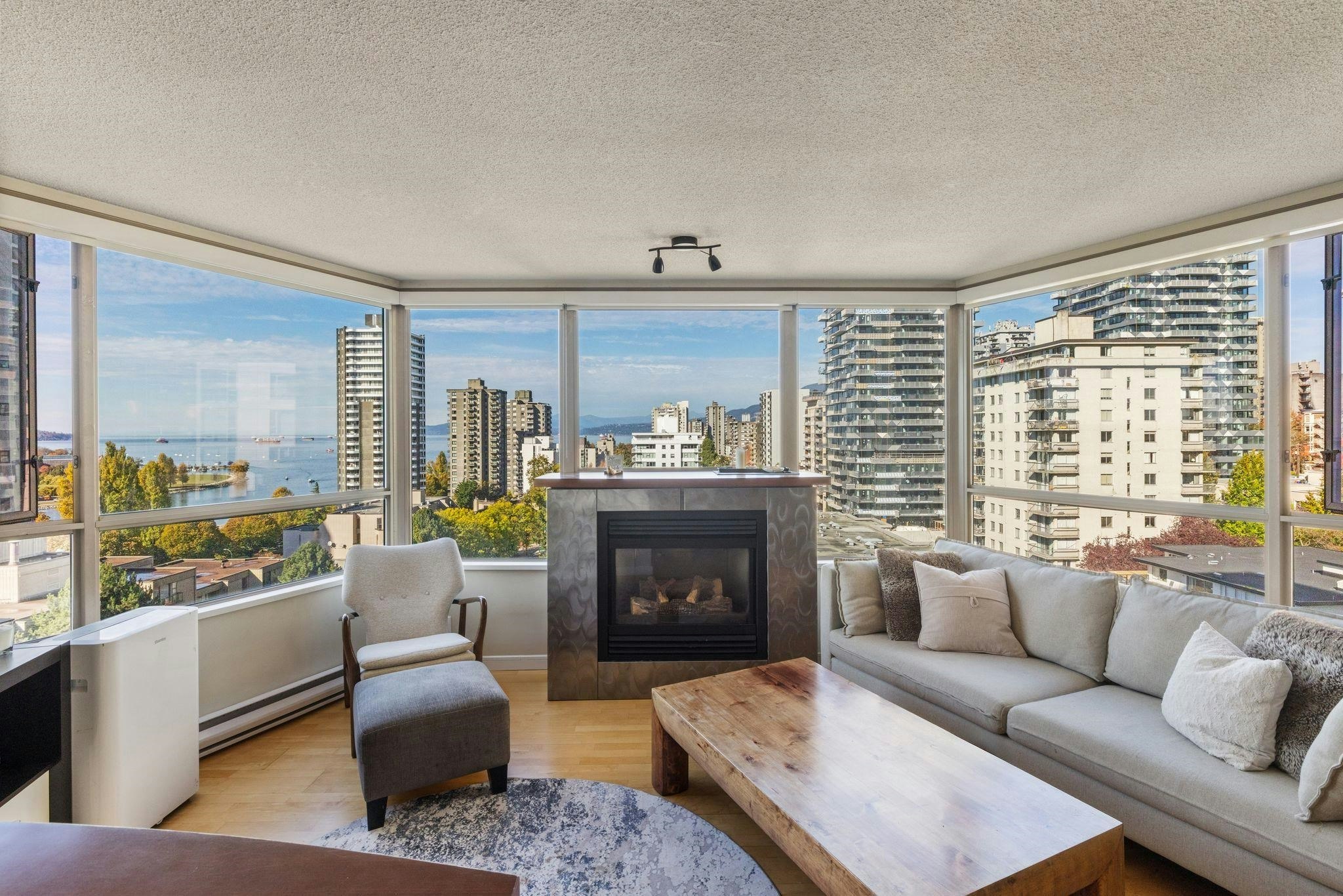 1105-1003 Pacific Street - 2