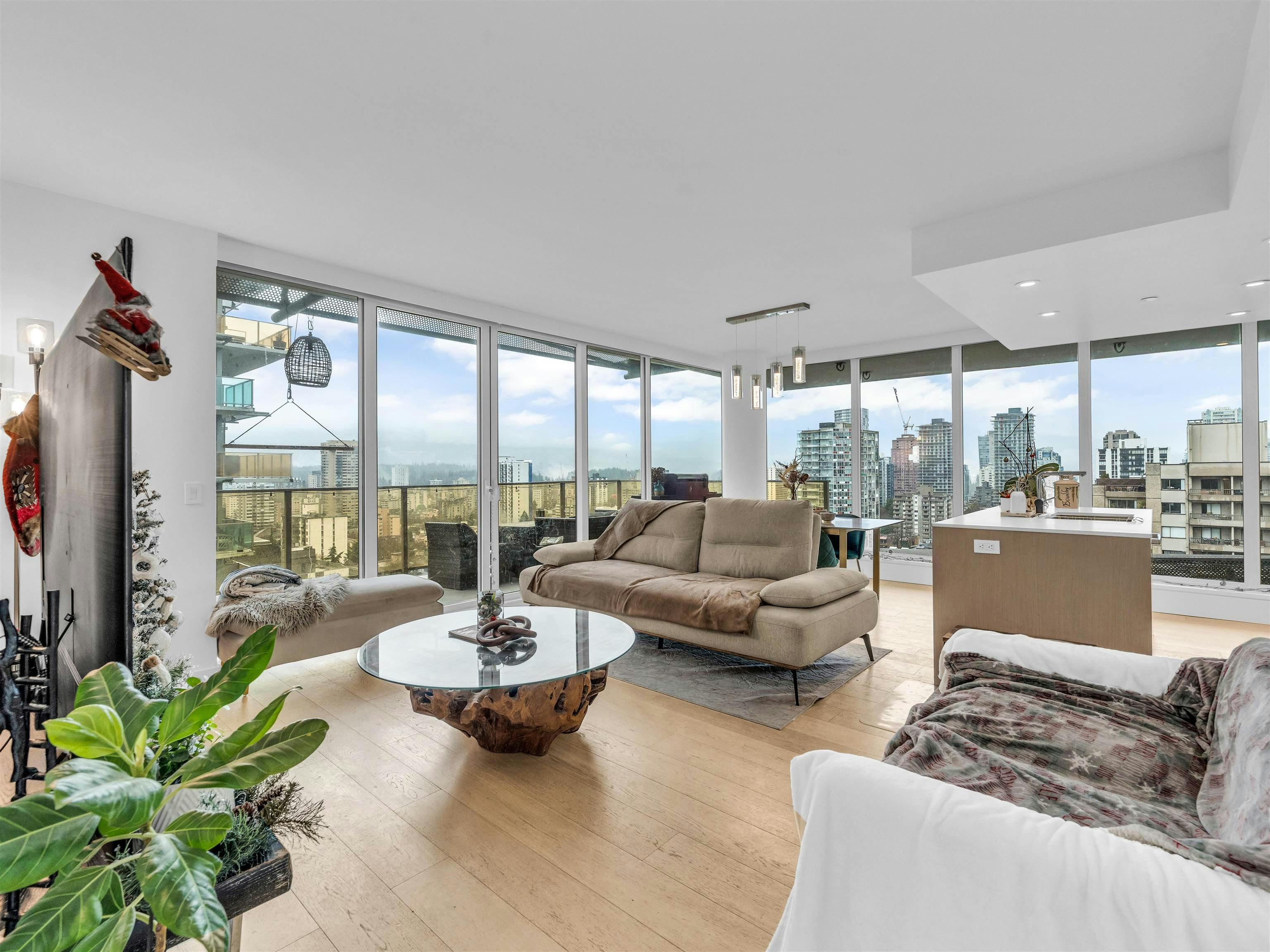 1401-1365 Davie Street, Vancouver, BC, V6E 1N5