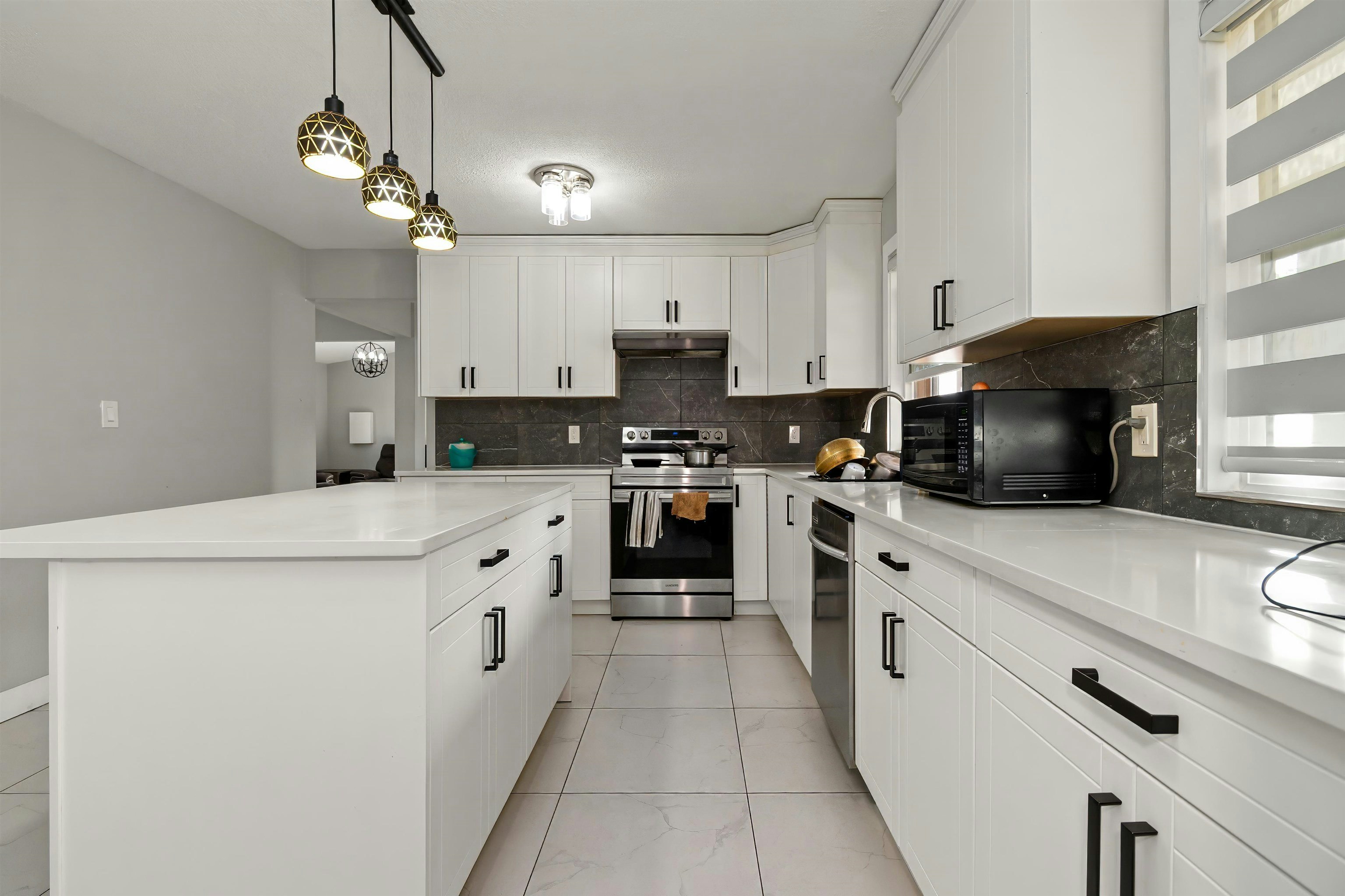 48247 Yale Road - 5