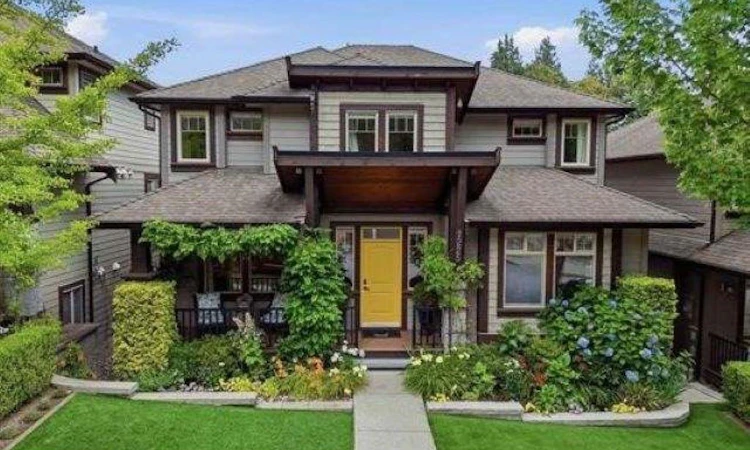 1225 Burkemont Place
