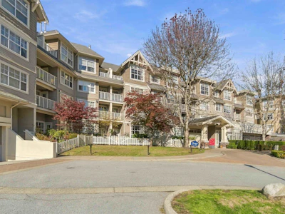 411-960 Lynn Valley Road - 3