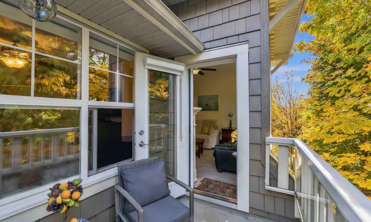 411-960 Lynn Valley Road