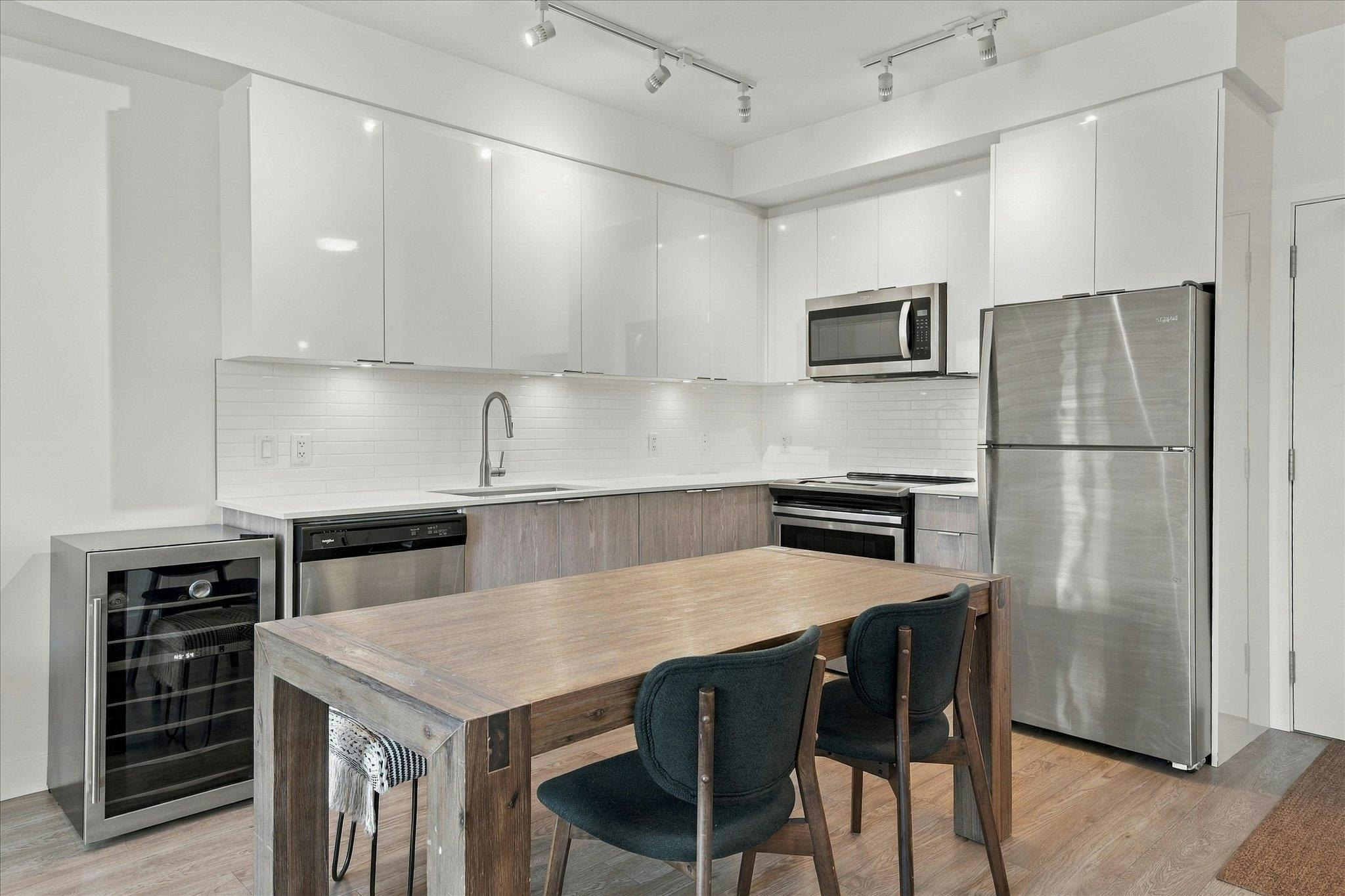 324 37881 Cleveland Avenue - 4