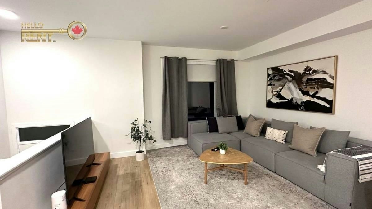 213-2035 Glenaire Drive, North Vancouver, BC, V7P 1Y2 - 3
