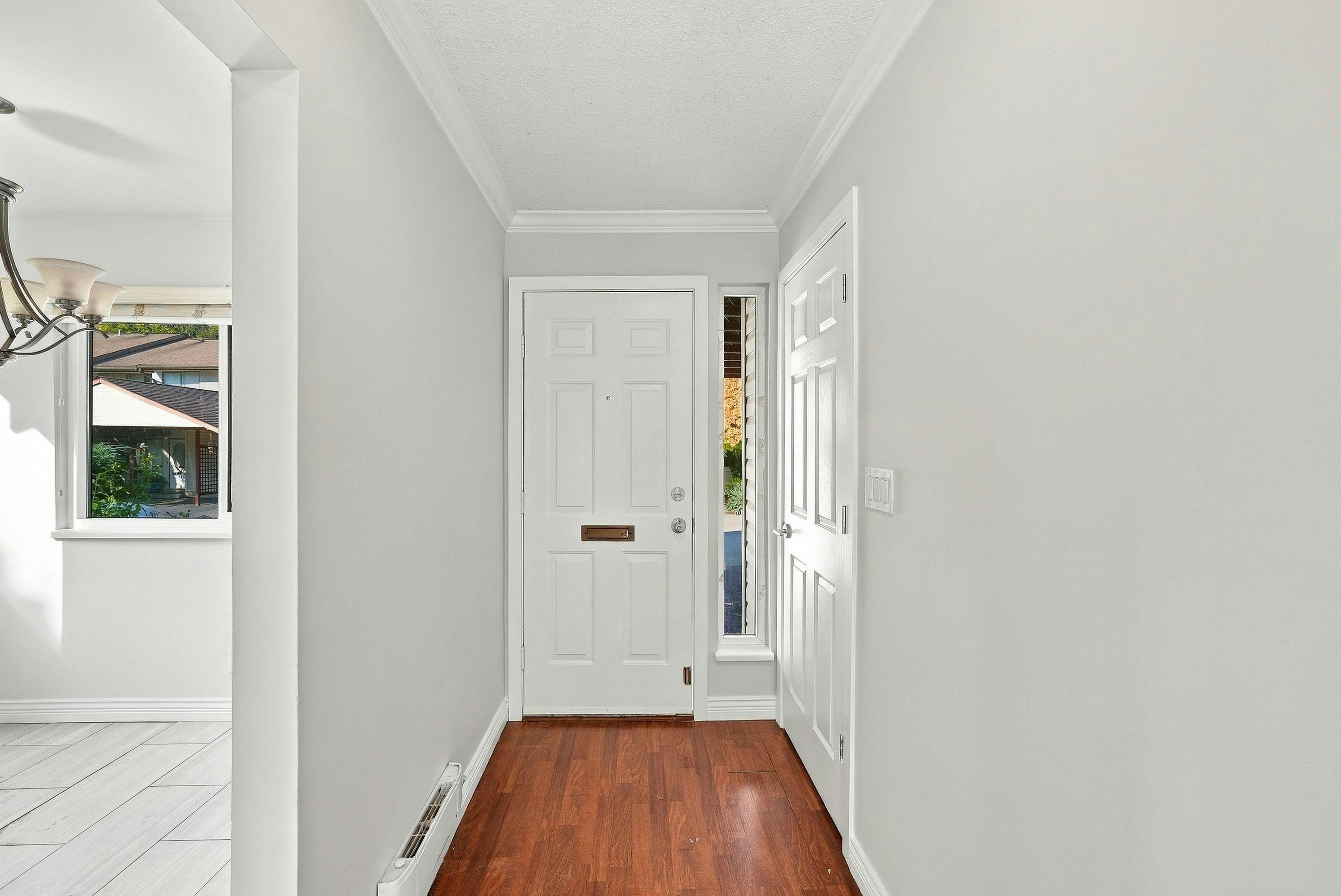 75-13880 74 Avenue - 3