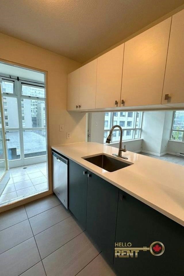704-438 Seymour Street, Vancouver, BC, V6B 6H4 - 9
