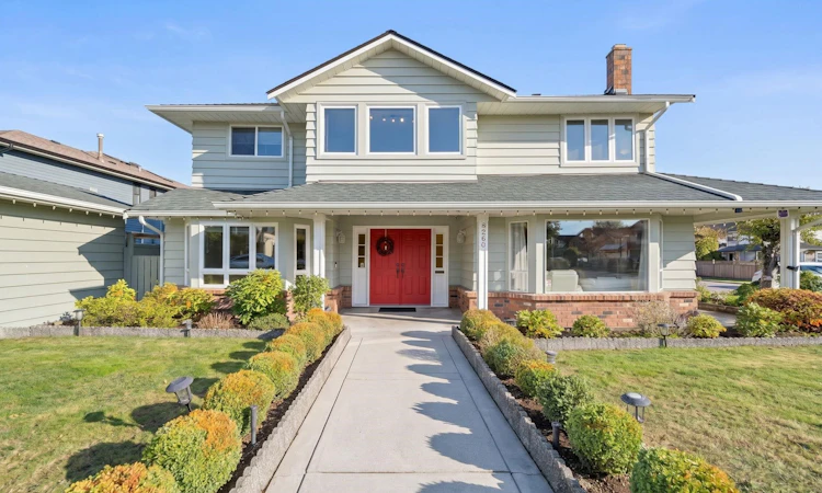 8260 Aspin Drive