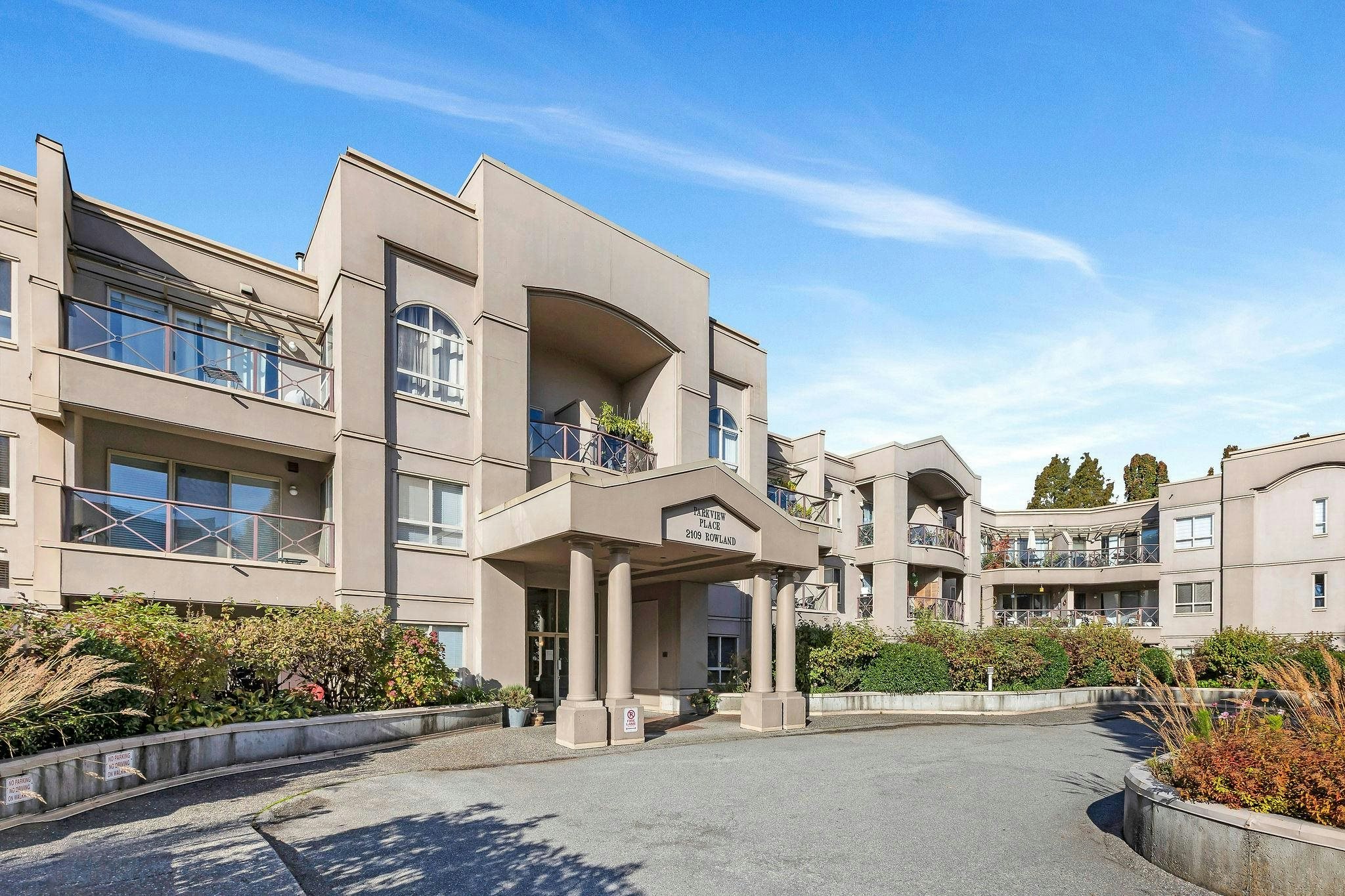 310-2109 Rowland Street - 4