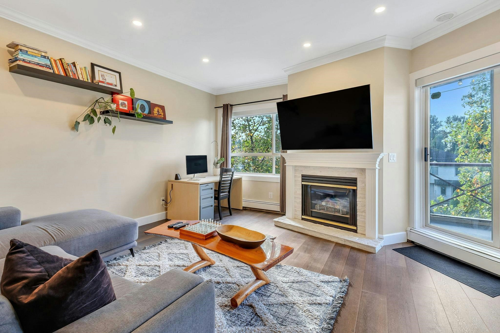310-2109 Rowland Street - 5