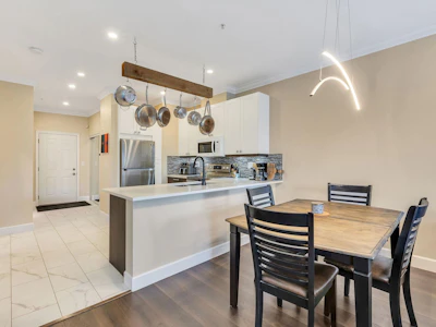 310-2109 Rowland Street - 3