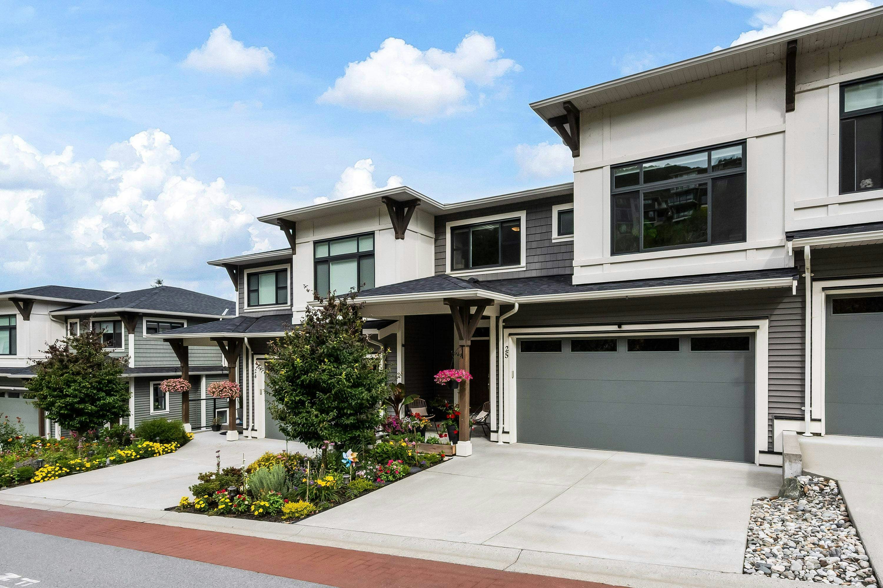 25-43575 Chilliwack Mountain Road, Chilliwack, BC, V2R 6B9