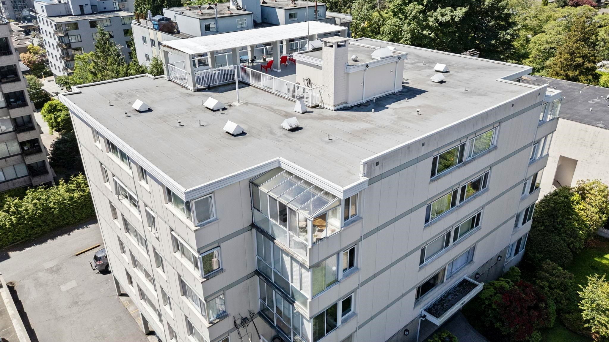 504-1750 Esquimalt Avenue - 2