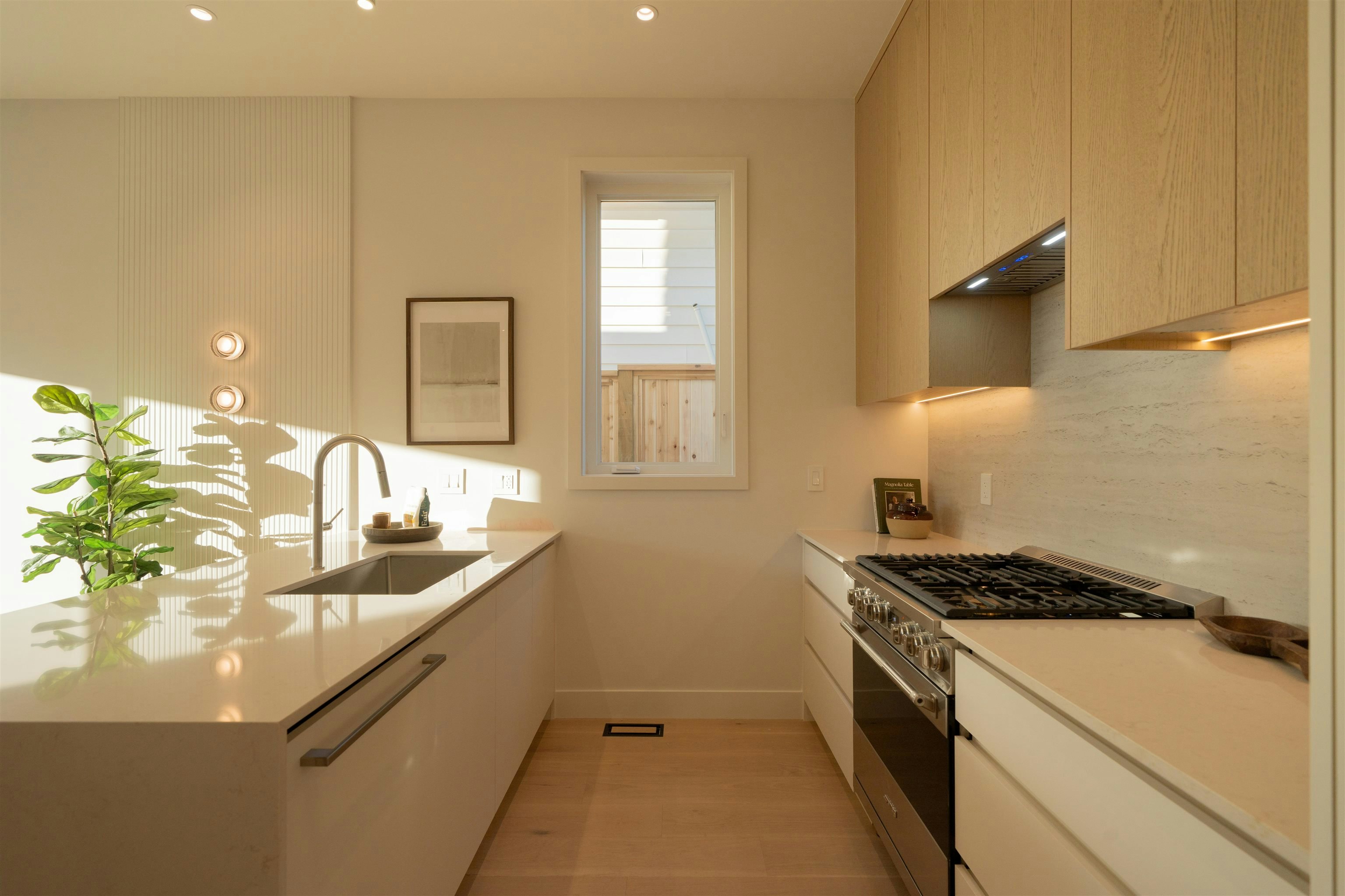 2-1458 Rosser Avenue - 5