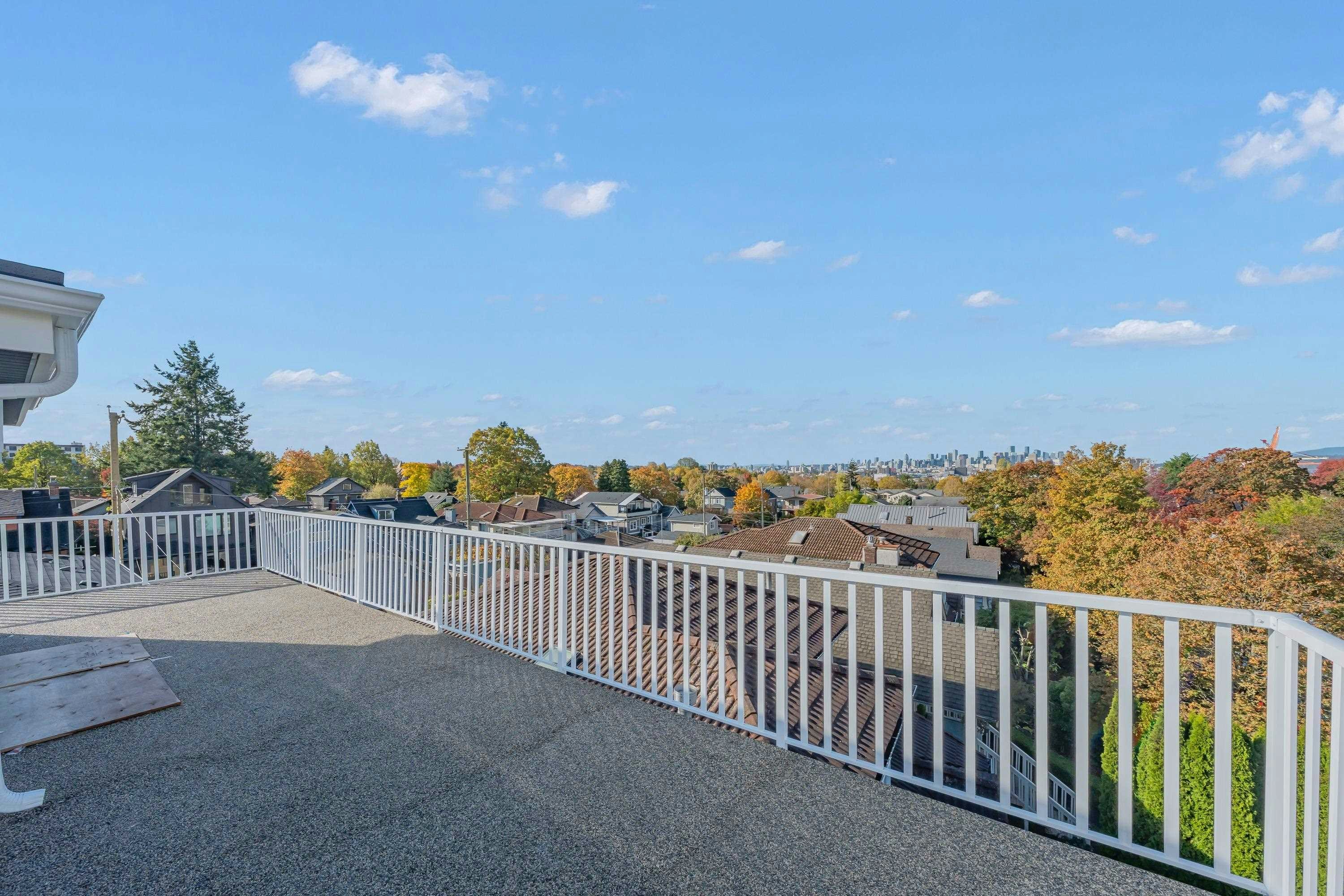 1-2554 Dundas Street - 3