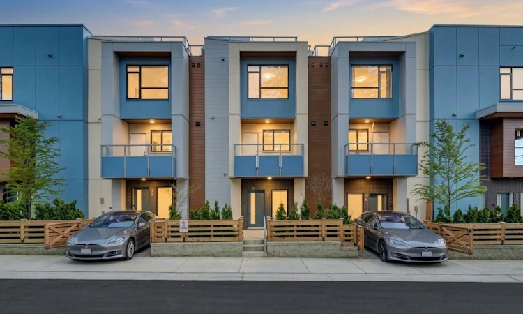 37-5858 132 Street