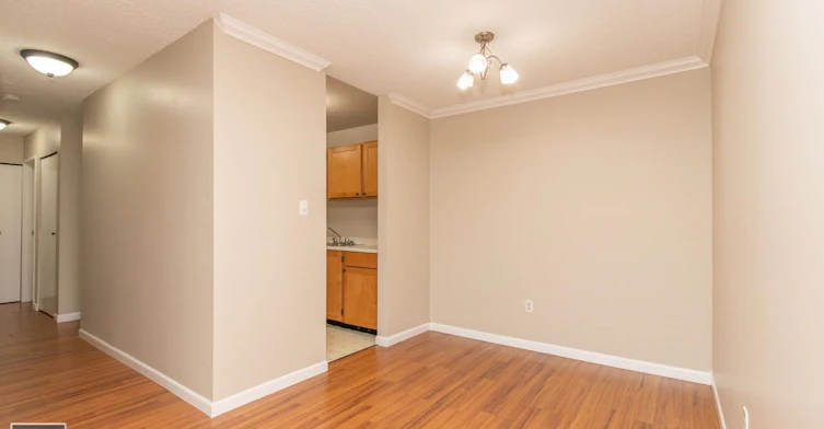 220-65 First Street, New Westminster, BC, V3L 5K9 - 3