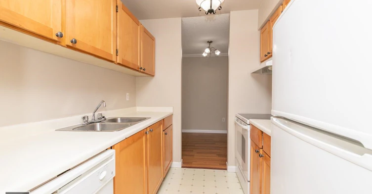 220-65 First Street, New Westminster, BC, V3L 5K9 - 7