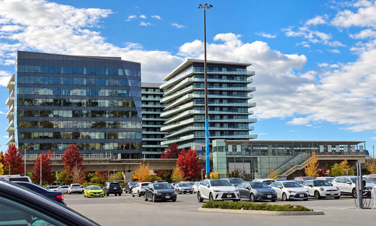 301-7977 Lansdowne Road