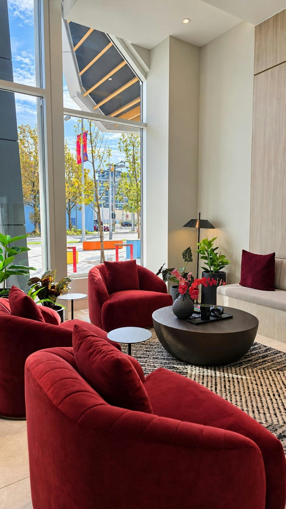 301-7977 Lansdowne Road - 3