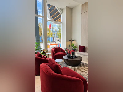 301-7977 Lansdowne Road - 3