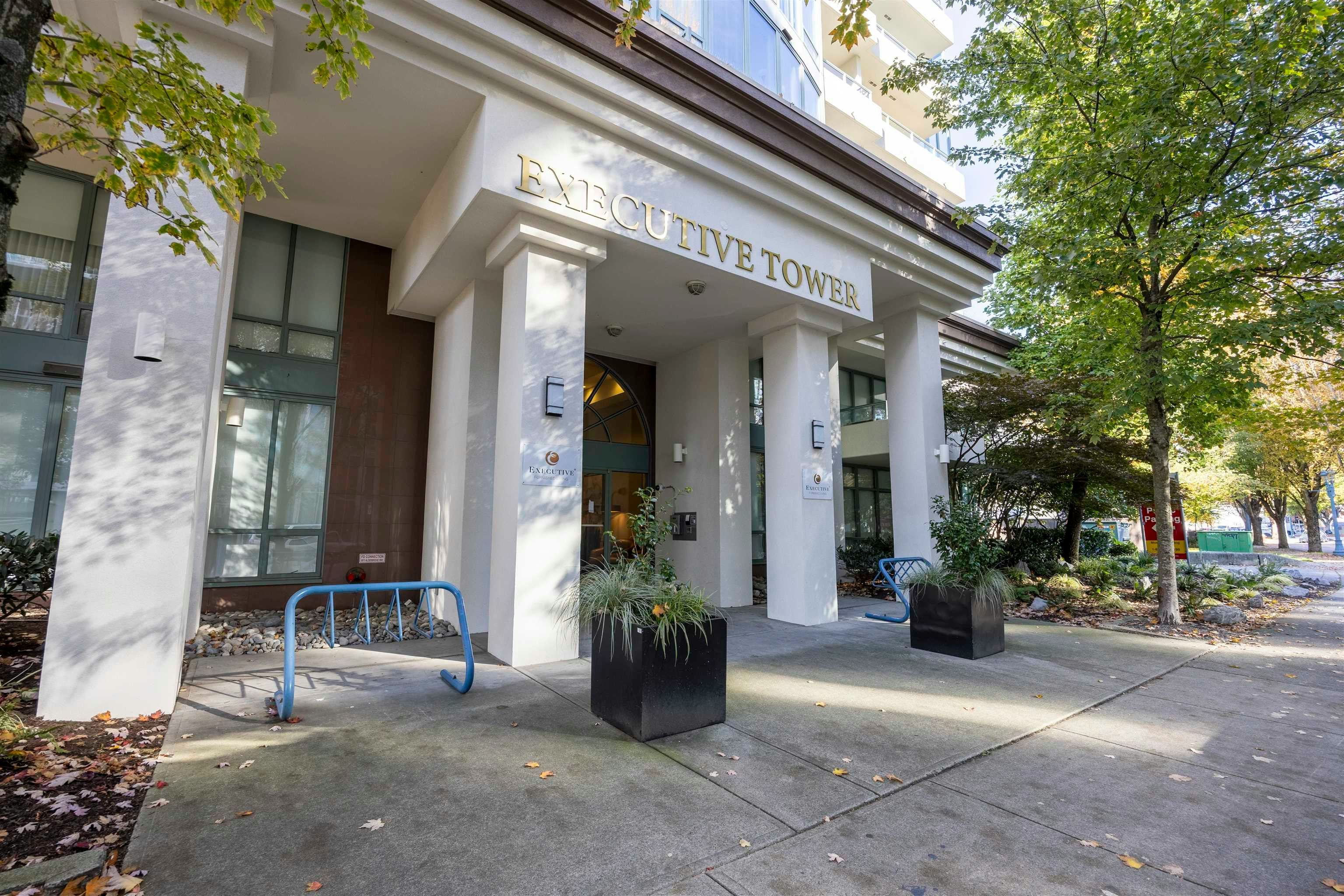 903-5911 Alderbridge Way - 2