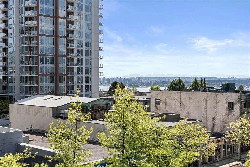 405-120 W 16 Street - 3