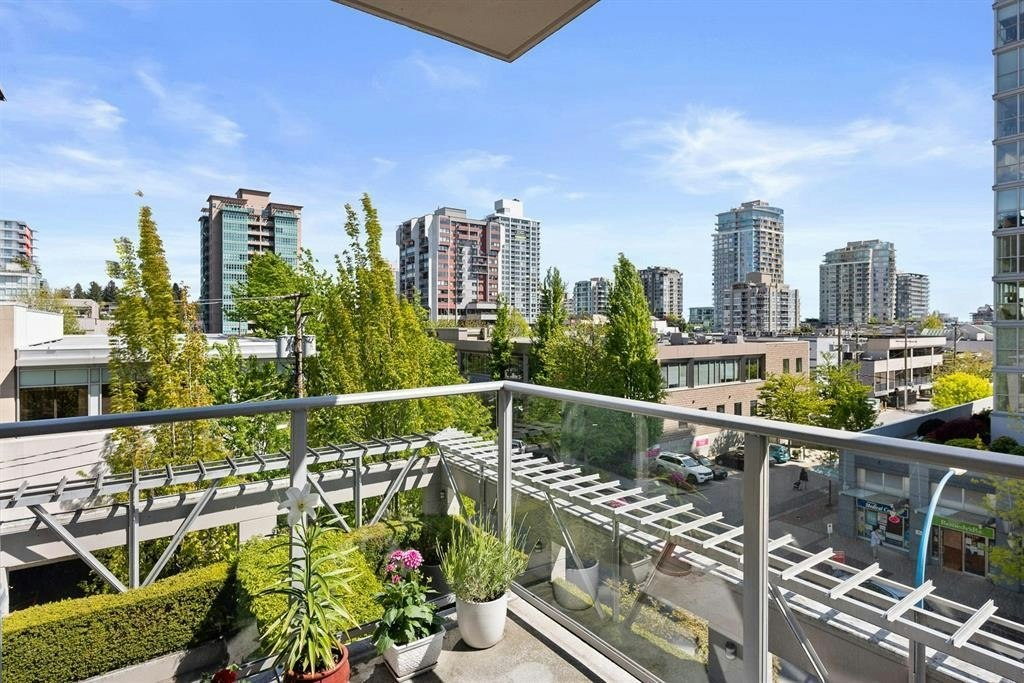 405-120 W 16 Street - 2
