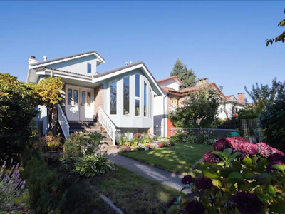 2553 E 22nd Avenue - 2