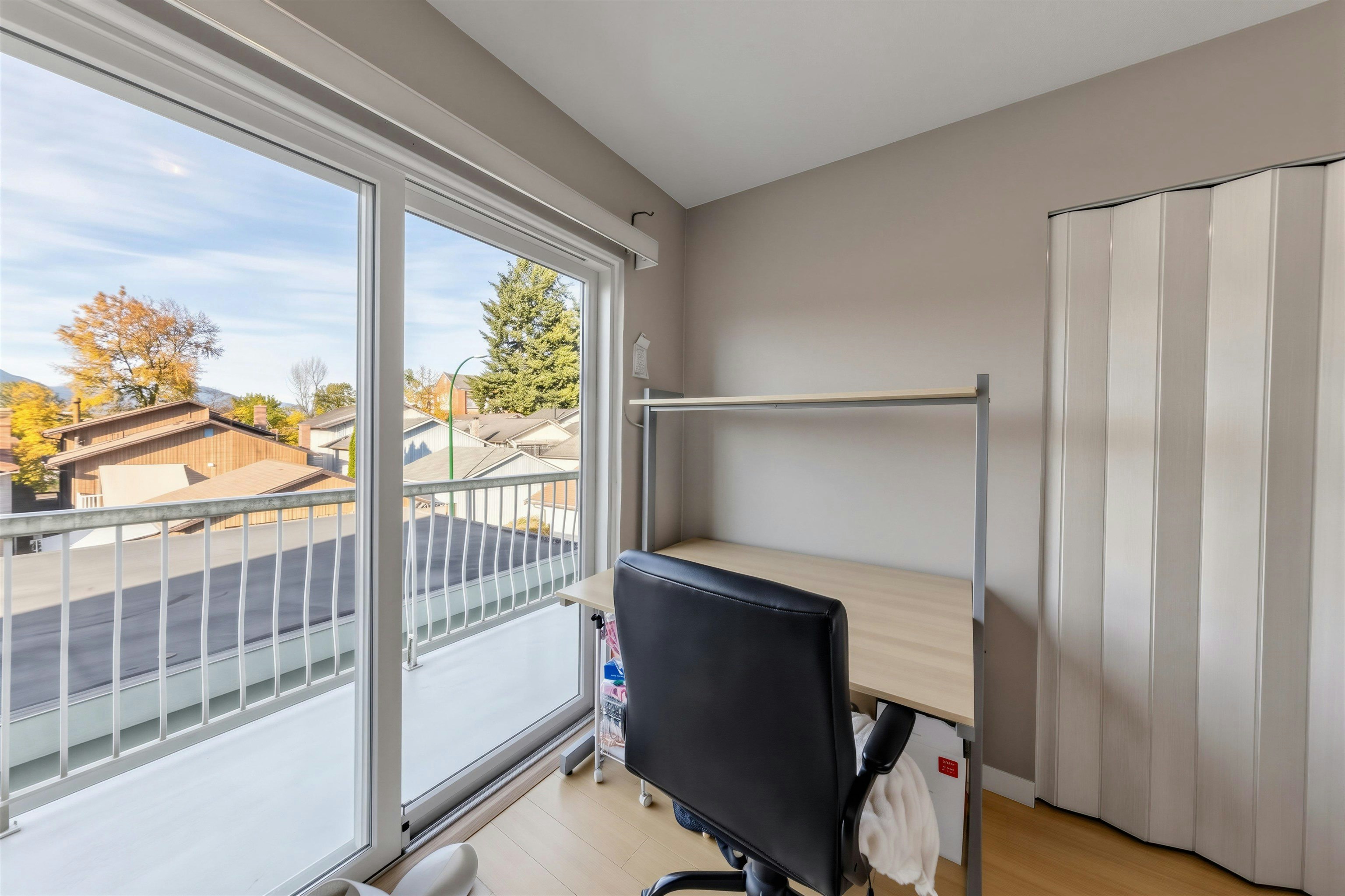 2553 E 22nd Avenue, Vancouver, BC, V5M 2X4 - 13