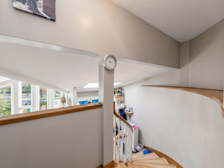 2553 E 22nd Avenue, Vancouver, BC, V5M 2X4 - 11