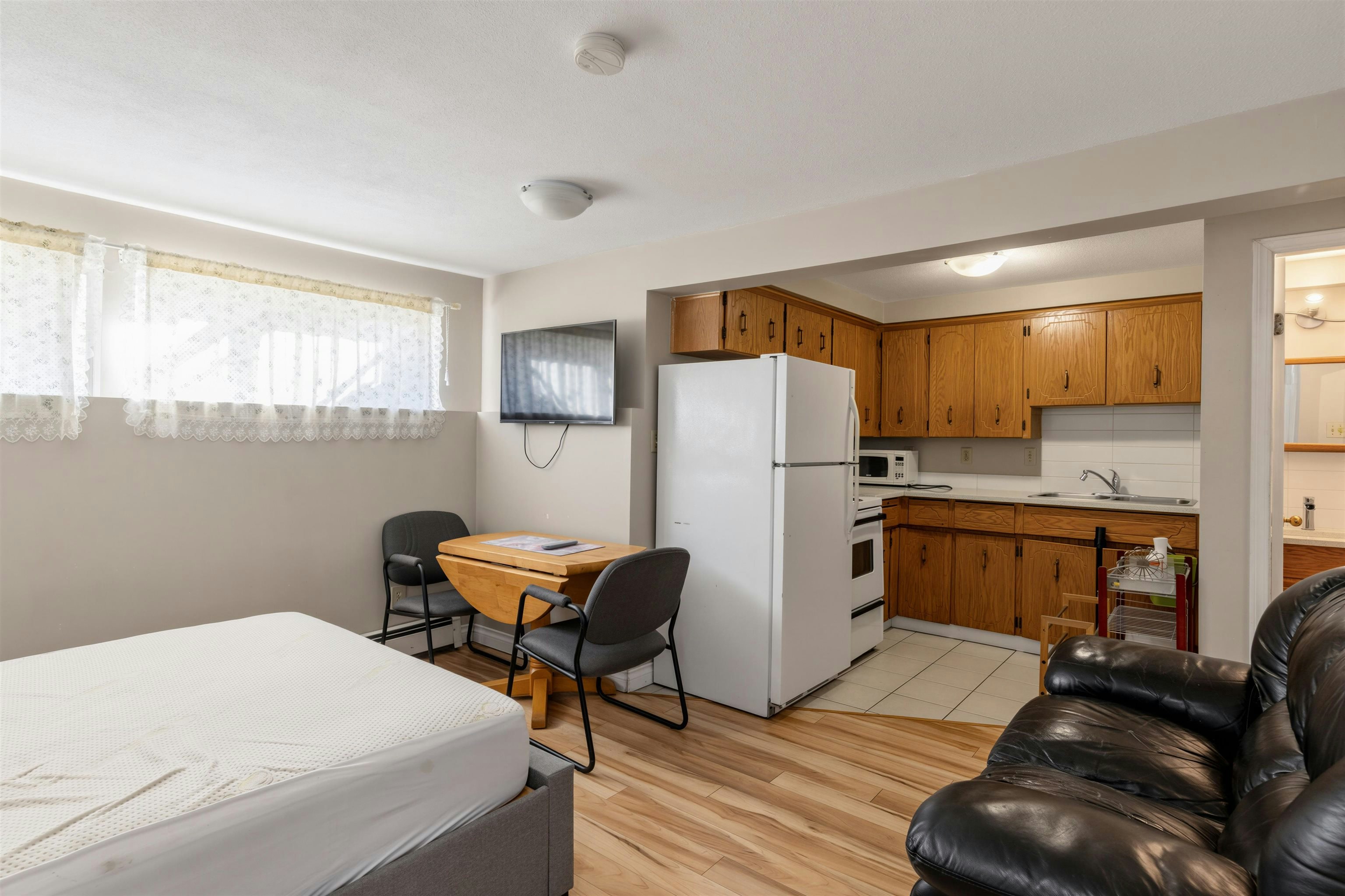 2553 E 22nd Avenue, Vancouver, BC, V5M 2X4 - 20