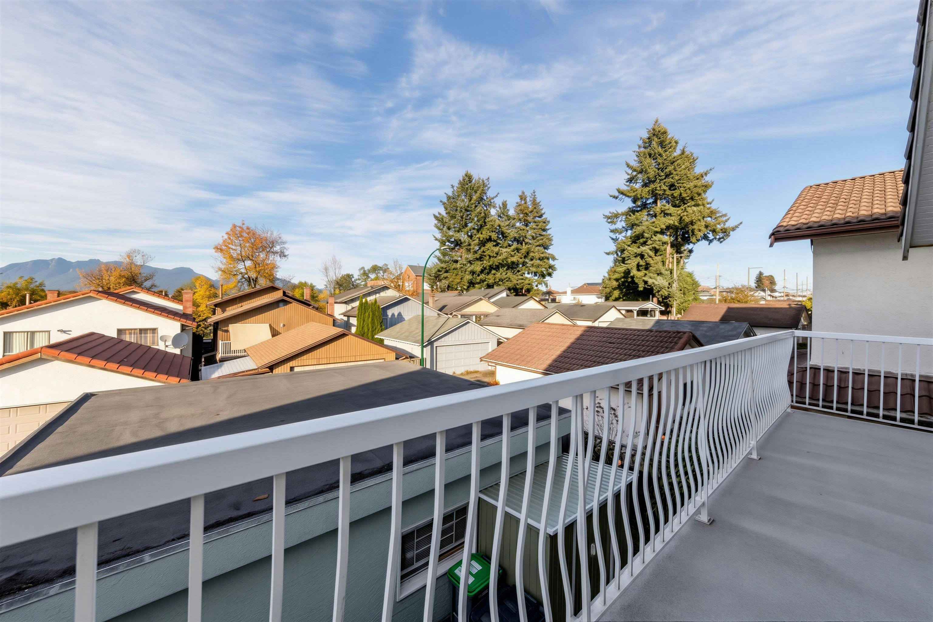 2553 E 22nd Avenue, Vancouver, BC, V5M 2X4 - 18