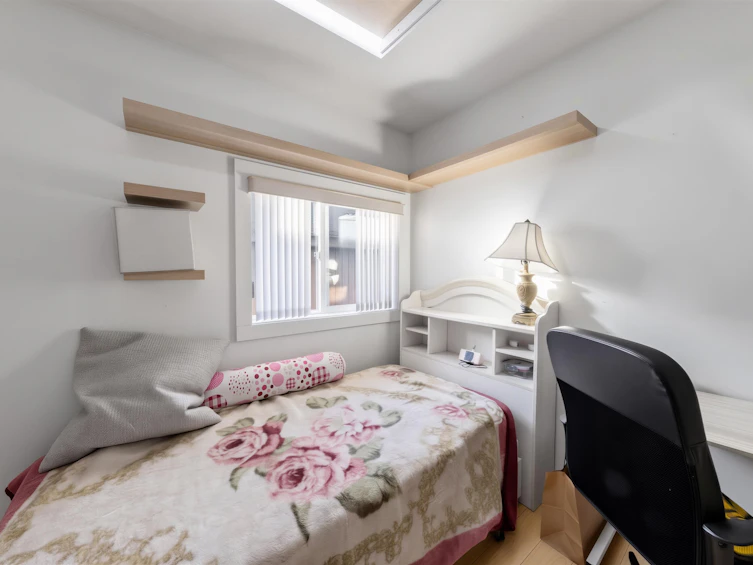 2553 E 22nd Avenue, Vancouver, BC, V5M 2X4 - 14