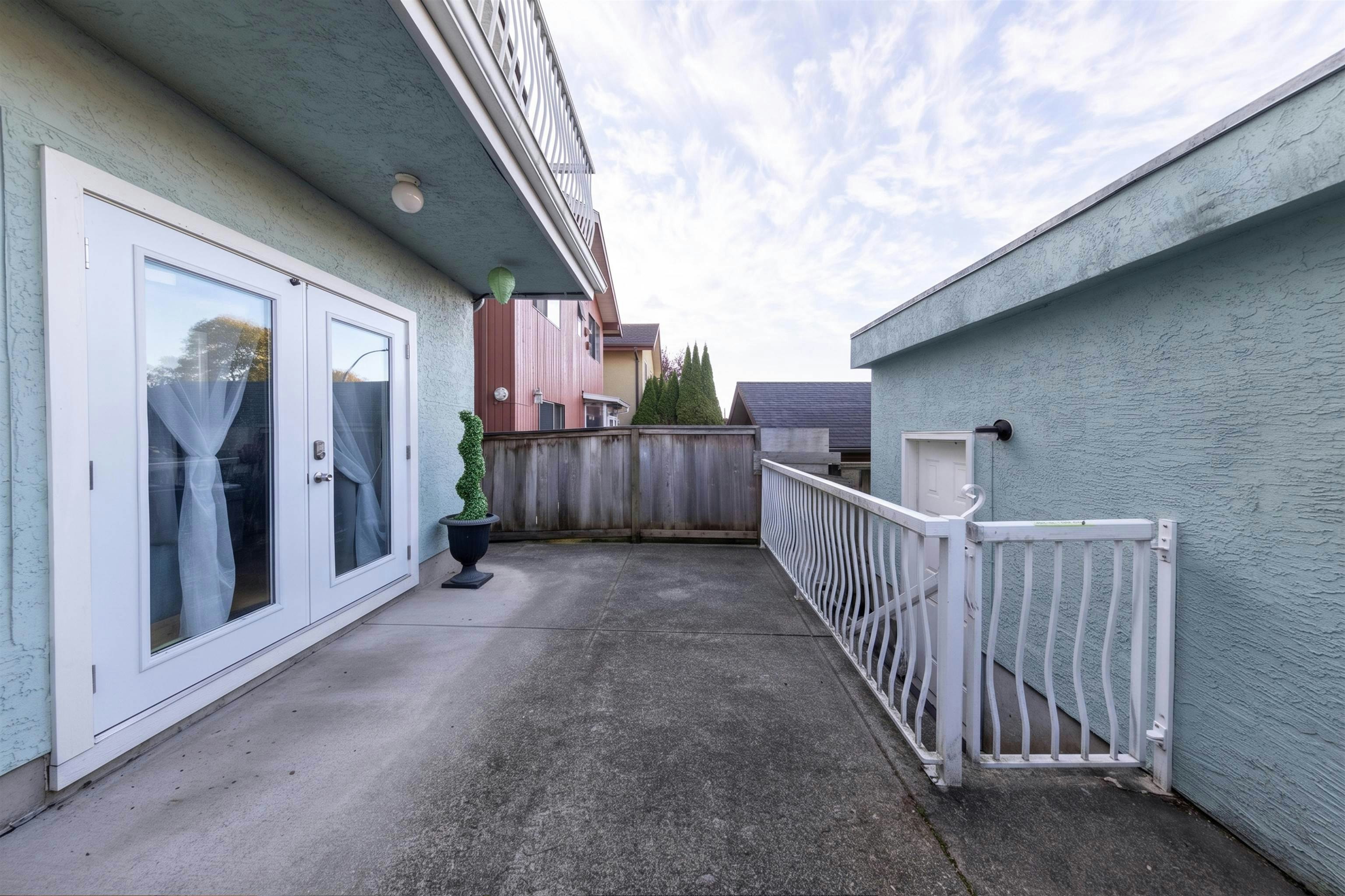 2553 E 22nd Avenue, Vancouver, BC, V5M 2X4 - 26