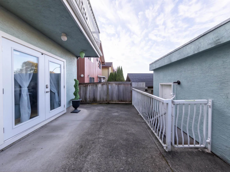 2553 E 22nd Avenue, Vancouver, BC, V5M 2X4 - 26