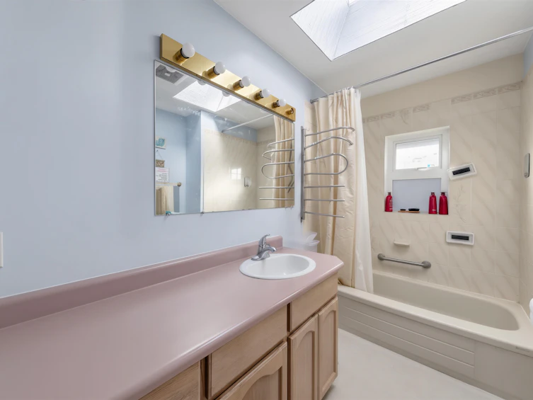 2553 E 22nd Avenue, Vancouver, BC, V5M 2X4 - 15