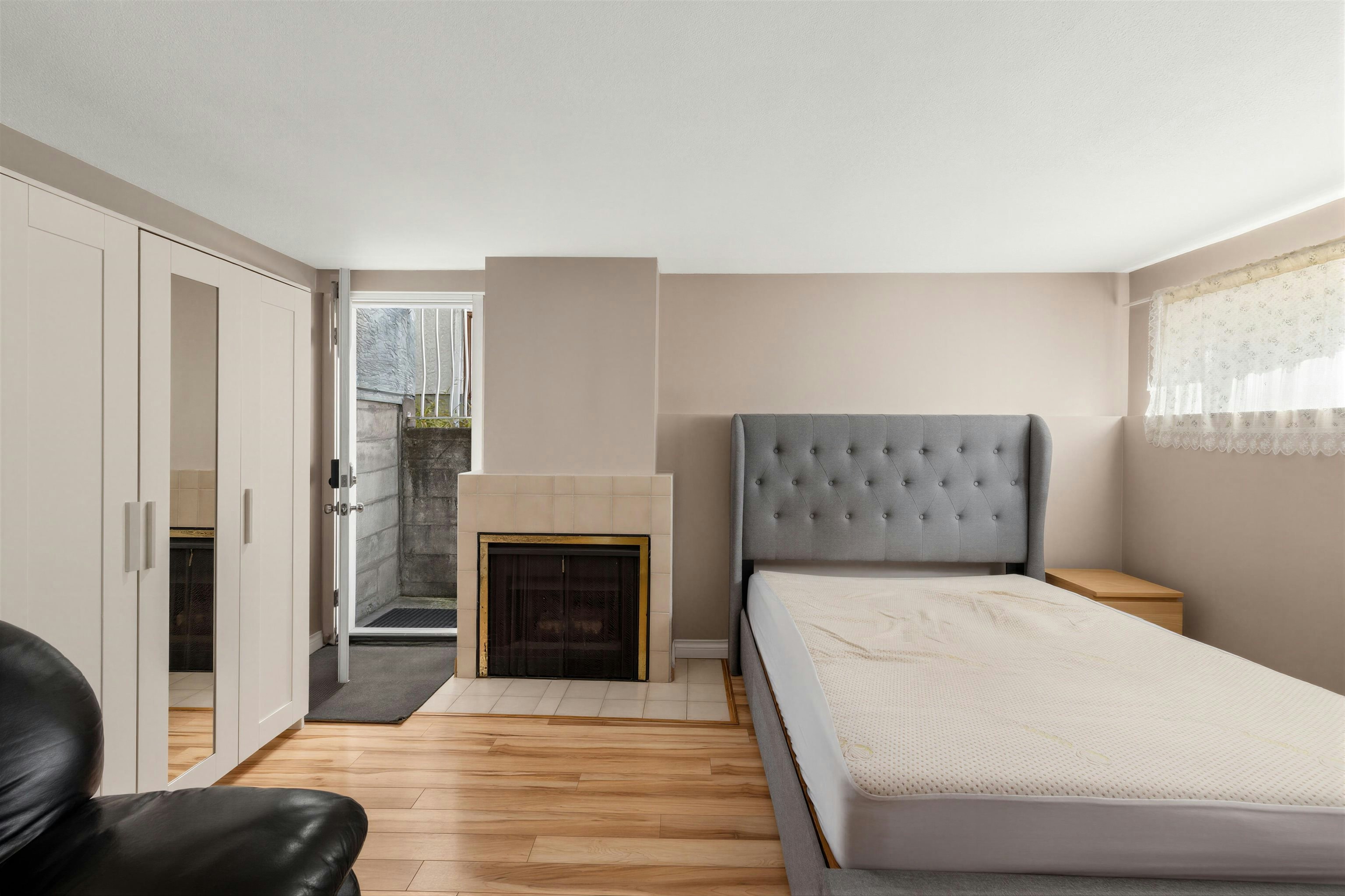 2553 E 22nd Avenue, Vancouver, BC, V5M 2X4 - 25