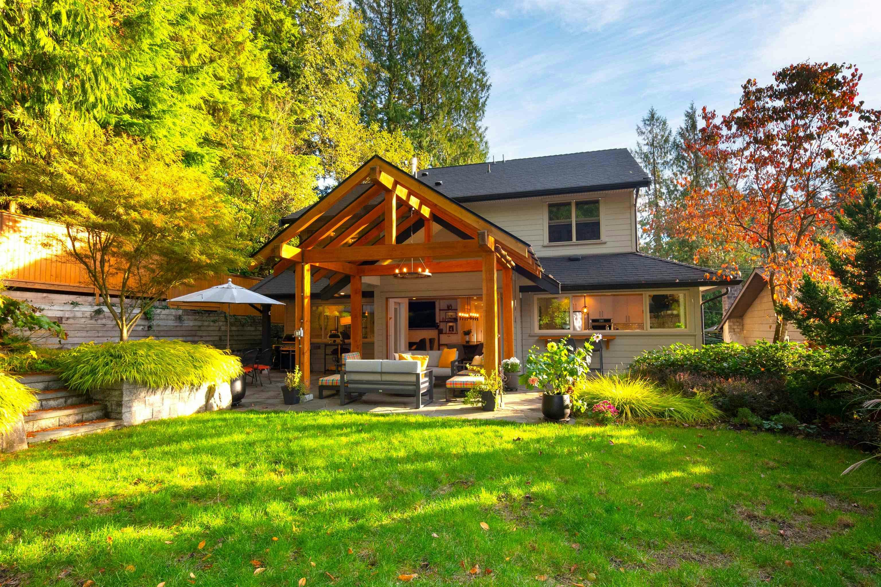 4592 Cove Cliff Road - 2
