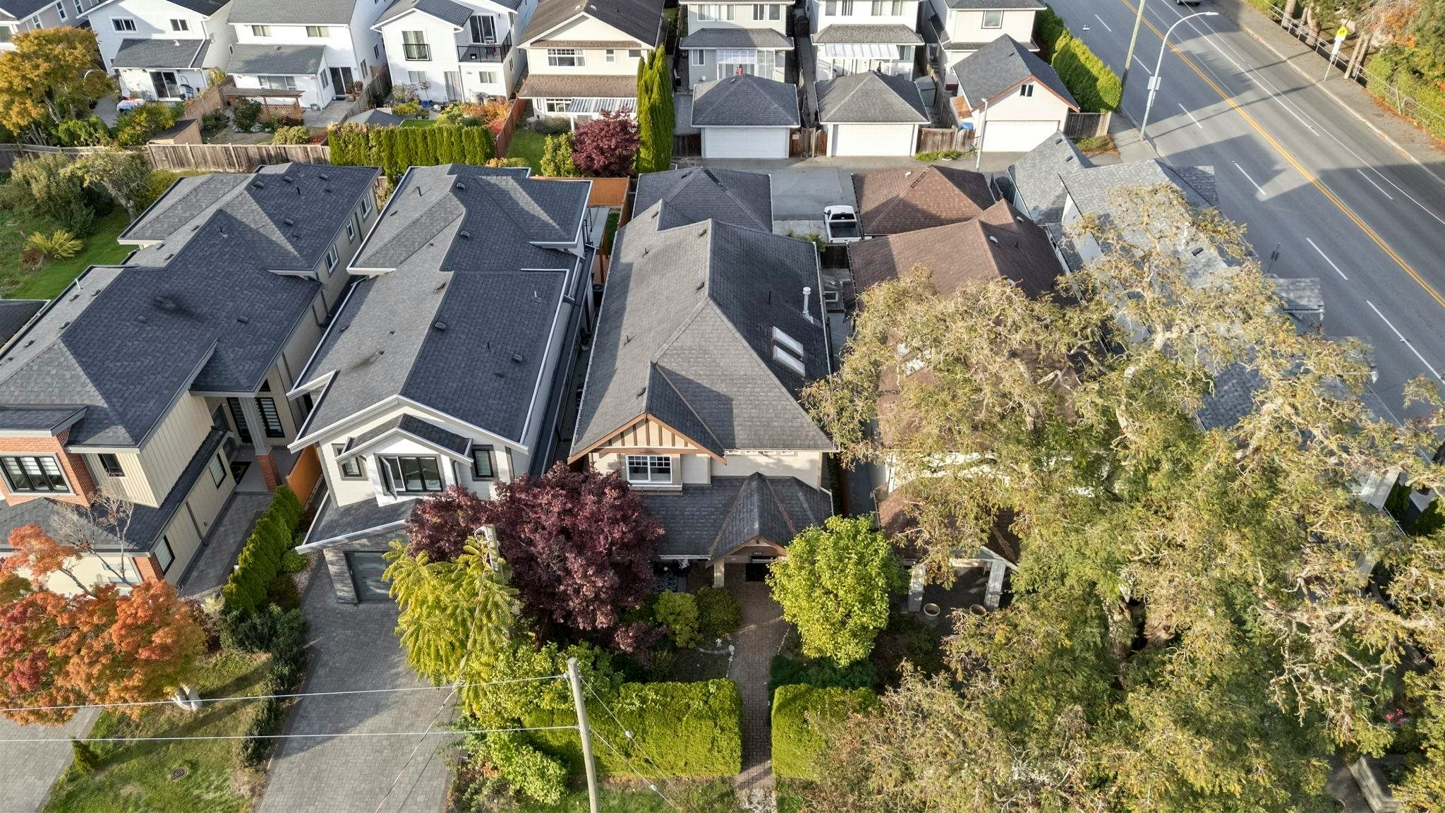 3933 Garry Street - 3