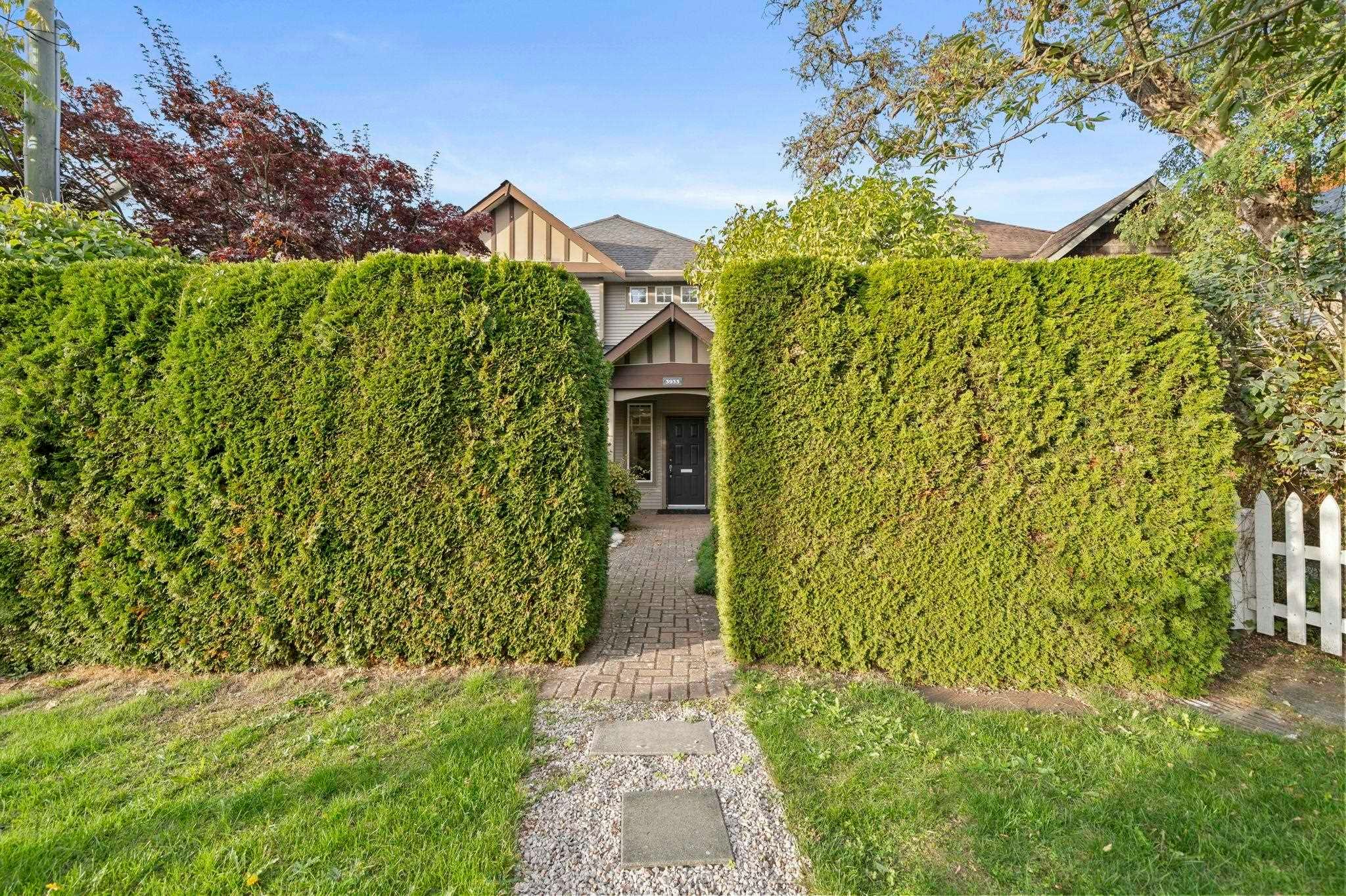 3933 Garry Street - 4