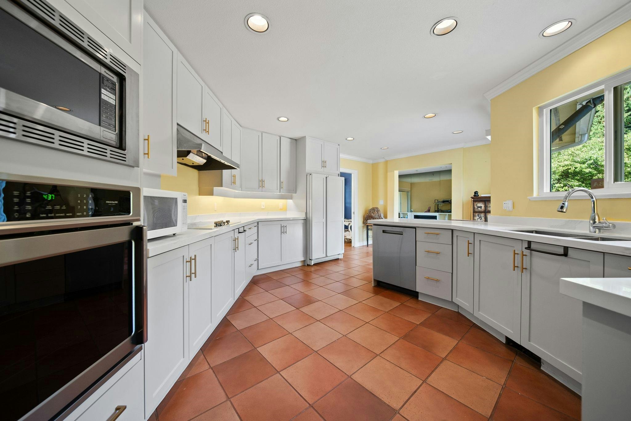 535 Stevens Drive, West Vancouver, BC, V7S 1E1 - 9