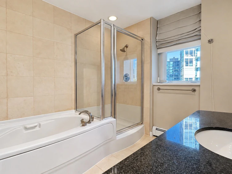 701-1111 Marinaside Crescent, Vancouver, BC, V6Z 2Y3 - 24