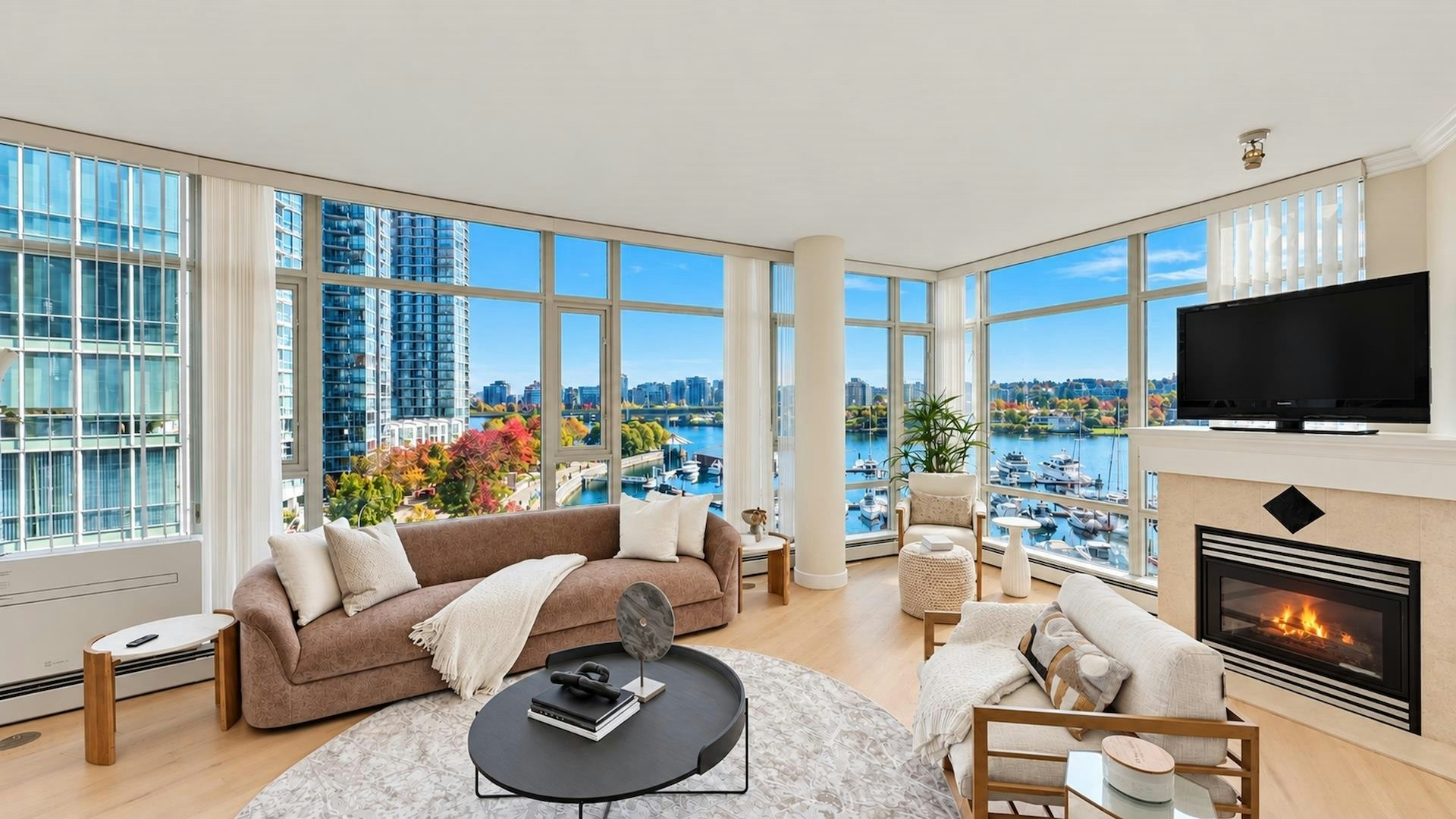701-1111 Marinaside Crescent, Vancouver, BC, V6Z 2Y3 - 5
